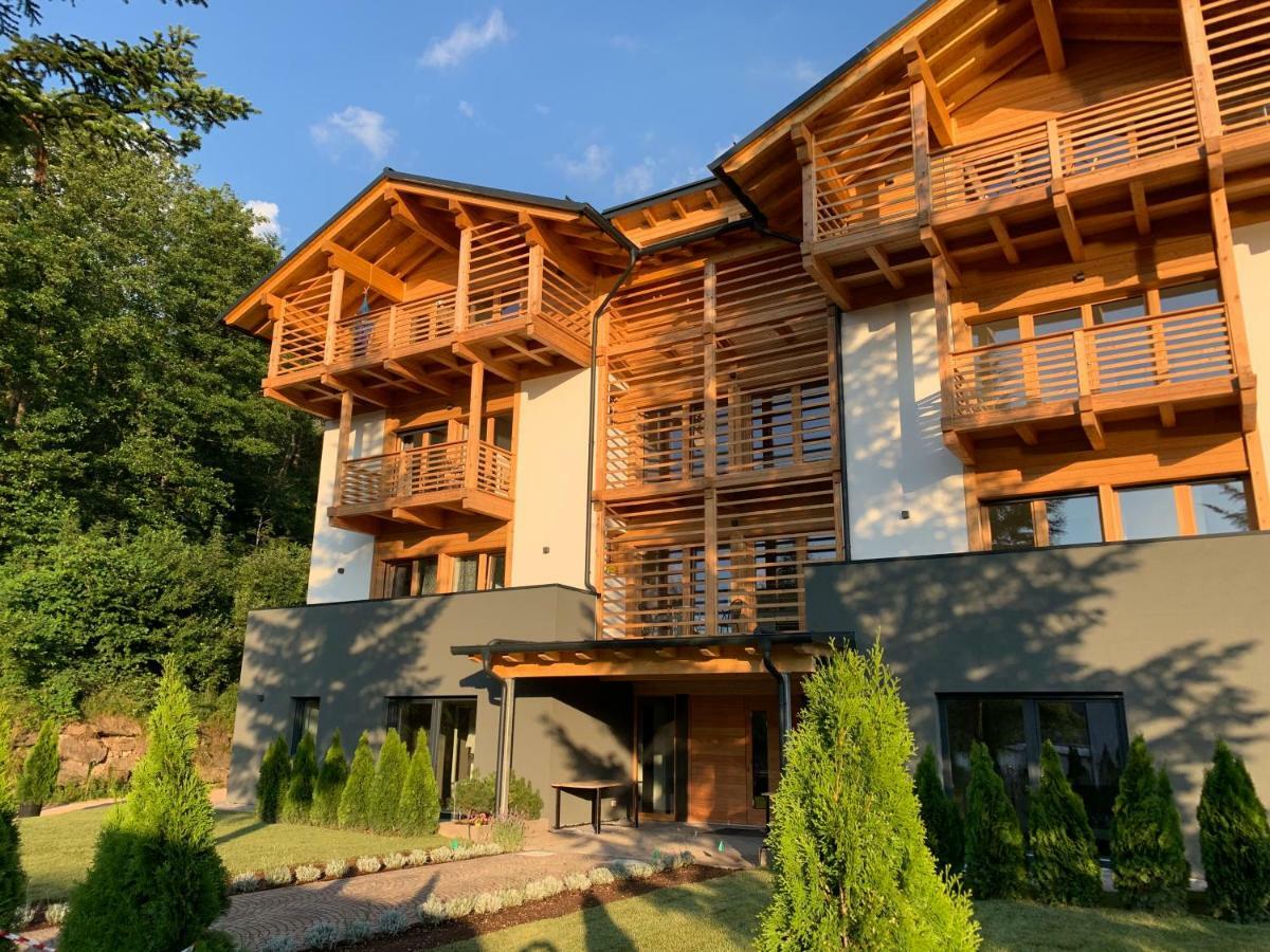 Appartamenti E B&B Casa Ester Baselga di Pine Luaran gambar