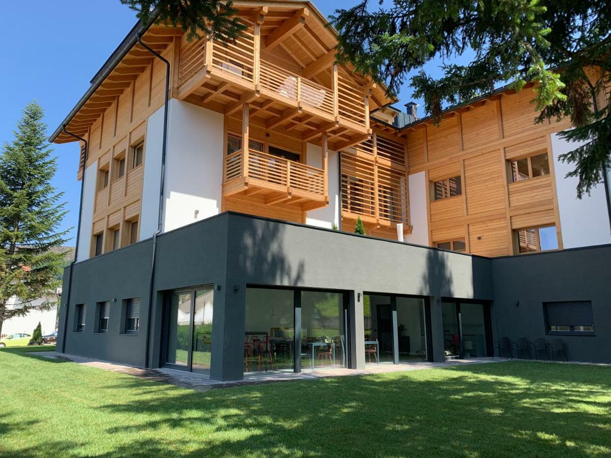 Appartamenti E B&B Casa Ester Baselga di Pine Luaran gambar