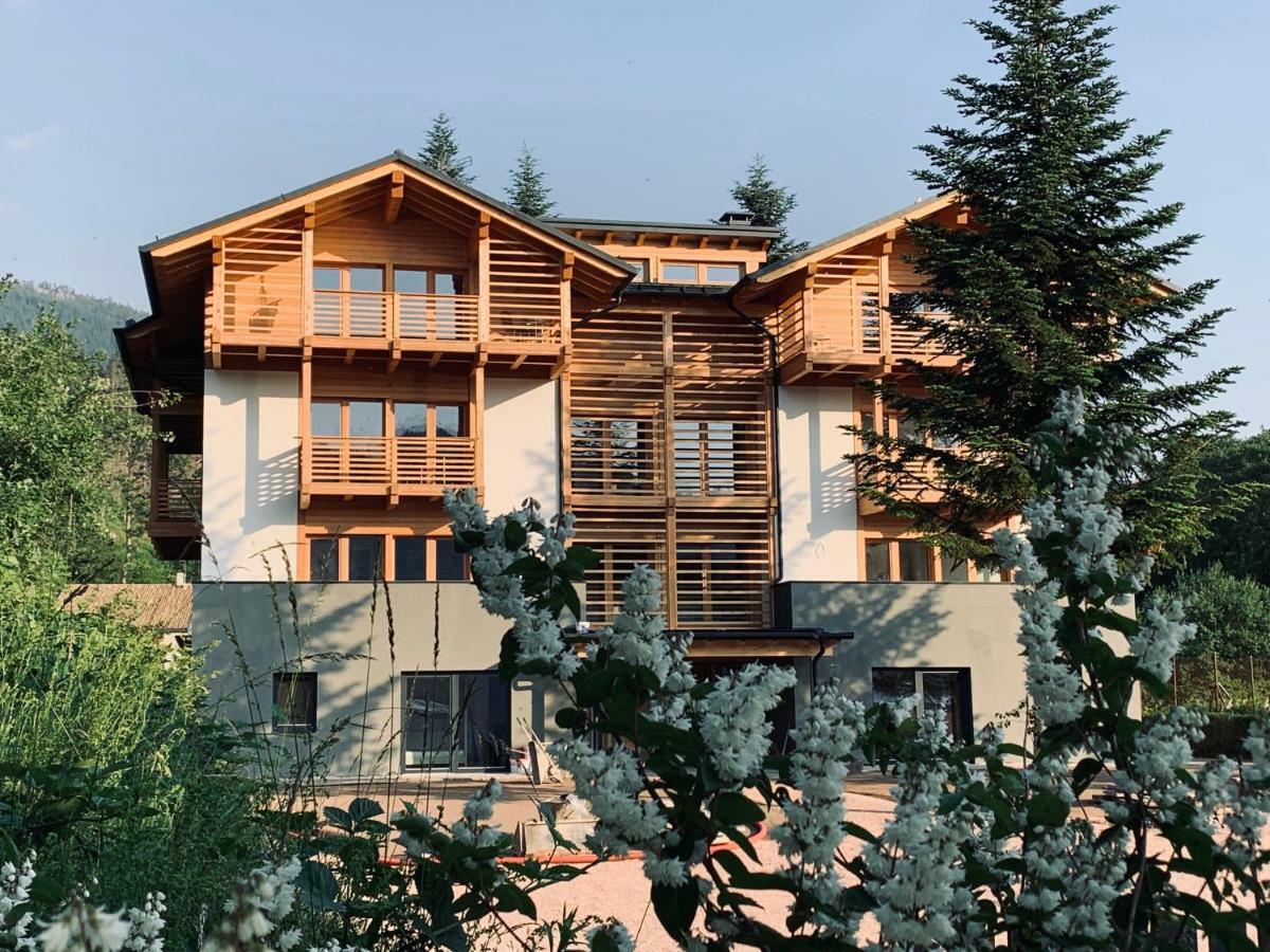 Appartamenti E B&B Casa Ester Baselga di Pine Luaran gambar
